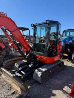 Kubota KX040-4R3A
